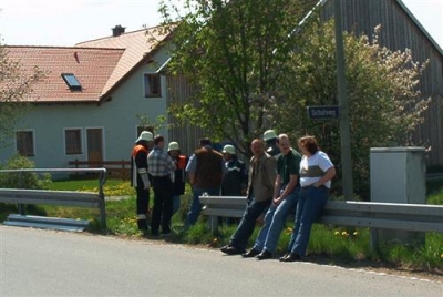 Maibaumaufstellen 01.05.2002_1